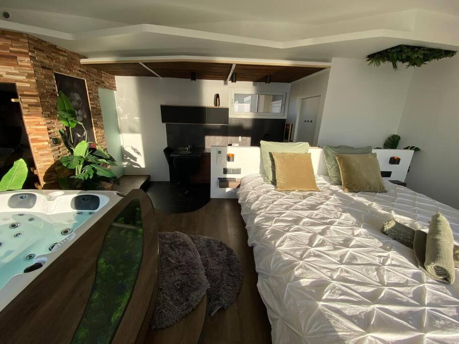Sunset Apartment Six-Fours-les-Plages Ngoại thất bức ảnh